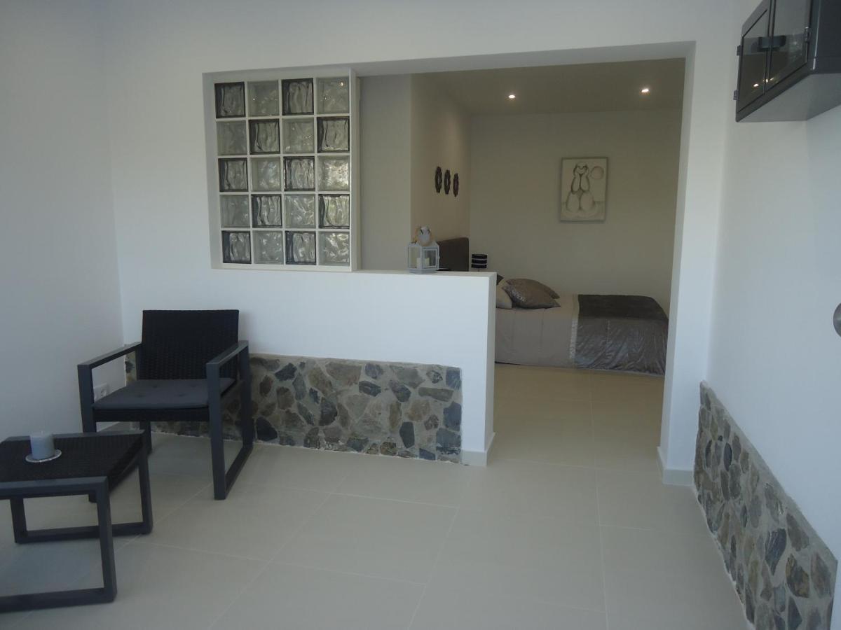 Vivenda L'Olivier Bed & Breakfast Quarteira Ngoại thất bức ảnh