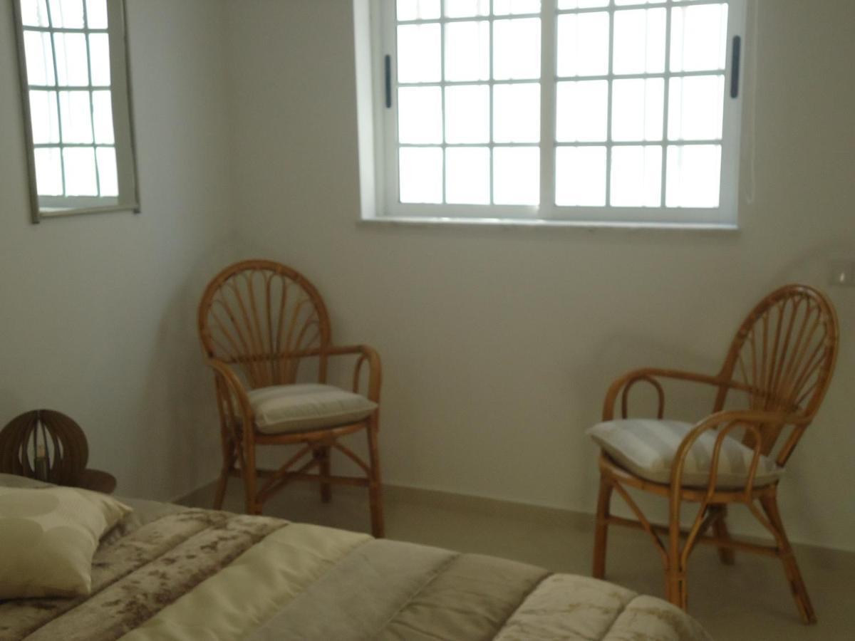 Vivenda L'Olivier Bed & Breakfast Quarteira Ngoại thất bức ảnh